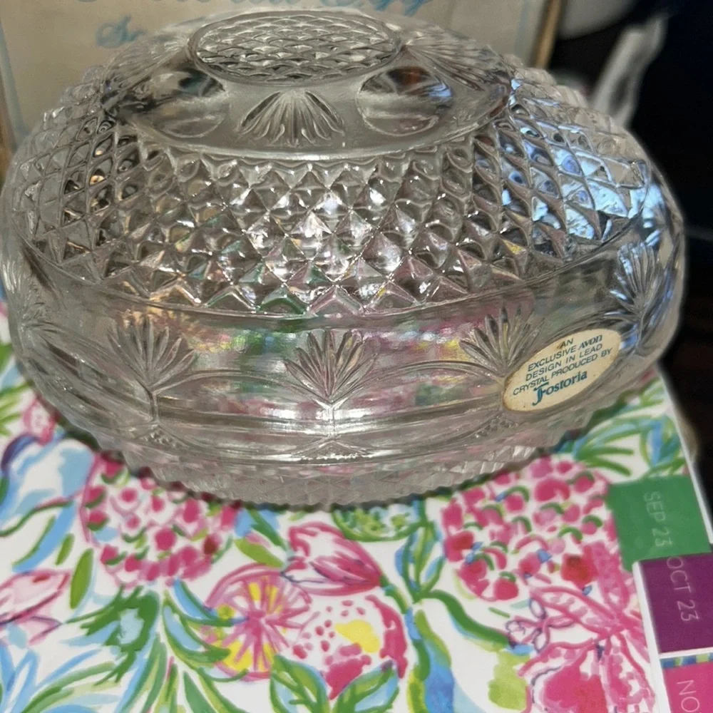 Fostoria glass Egg Soap dish Mothers Day 1977 by Avon. - Picture 4 of 8
